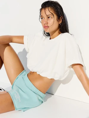 Bershka Haftowane Shorty Z Dzianiny Dresowej Kobieta Turkusowy