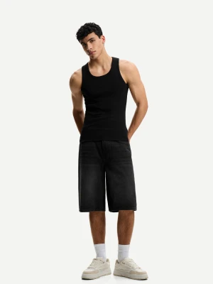 Bershka Jeansowe Bermudy O Kroju Baggy Mężczyzna Czarny