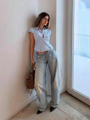 Bershka Jeansy Baggy Barrel Kobieta Wyblakły Niebieski