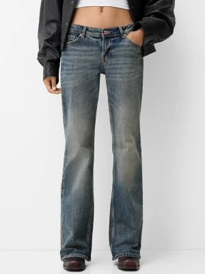 Bershka Jeansy Bootcut Low Waist Kobieta Wyblakły Niebieski