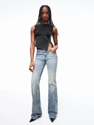 Zdjęcie produktu Bershka Jeansy Bootcut Low Waist Kobieta Wyblakły Niebieski