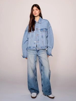 Bershka Jeansy Boyfriend Kobieta Wyblakły Niebieski