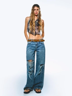 Bershka Jeansy Boyfriend Z Przetarciami Kobieta Wyblakły Niebieski
