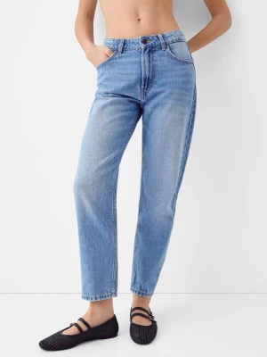 Bershka Jeansy Mom Kobieta Niebieski