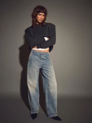 Bershka Jeansy O Kroju Baggy Balloon Kobieta Wyblakły Niebieski