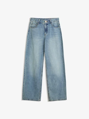 Bershka Jeansy O Kroju Baggy Barrel Kobieta Wyblakły Niebieski