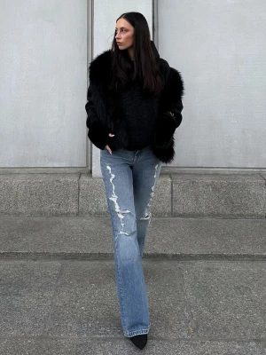 Bershka Jeansy O Kroju Baggy Flare Z Zamkami Błyskawicznymi Kobieta Wyblakły Niebieski