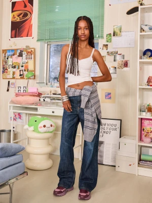 Bershka Jeansy O Kroju Baggy Kobieta Niebieski