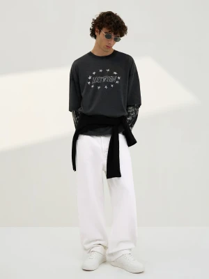 Bershka Jeansy O Kroju Baggy Mężczyzna Biały