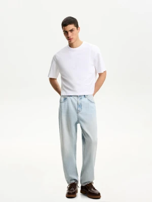 Bershka Jeansy O Kroju Baggy Mężczyzna Jasnoniebieski