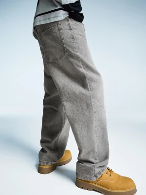 Bershka Jeansy O Kroju Baggy Mężczyzna Szary