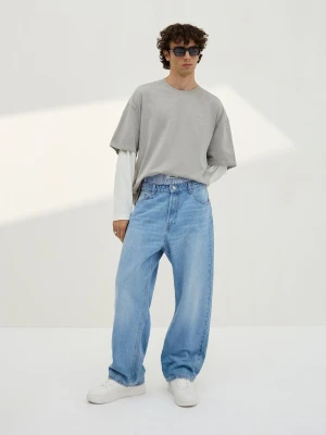 Bershka Jeansy O Kroju Baggy Mężczyzna Wyblakły Niebieski