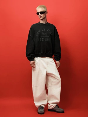 Bershka Jeansy O Kroju Baggy Poza Główną Kolekcją Mężczyzna Kremowy
