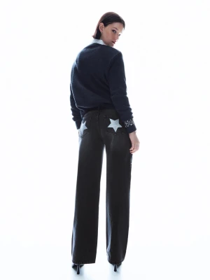 Bershka Jeansy O Kroju Baggy Z Ćwiekami I Kieszeniami W Gwiazdki Kobieta Czarny