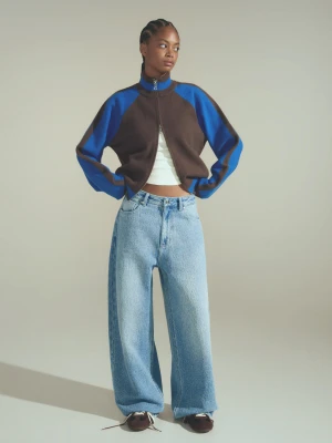 Bershka Jeansy O Kroju Barrel Faktura Kobieta Wyblakły Niebieski