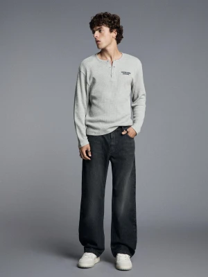 Bershka Jeansy O Kroju Barrel Twisted Mężczyzna Czarny