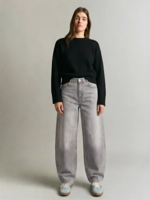 Bershka Jeansy O Kroju Barrel Z Wysokim Stanem Kobieta Szary