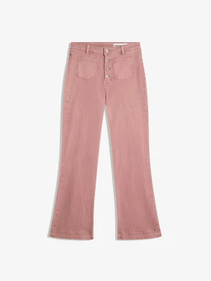 Bershka Jeansy O Kroju Flare O Krótszym Kroju Kobieta Różowy