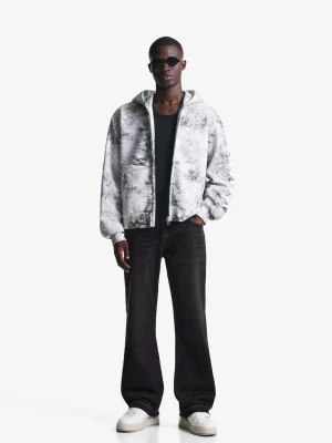 Zdjęcie produktu Bershka Jeansy O Kroju Flare Straight Mężczyzna Czarny