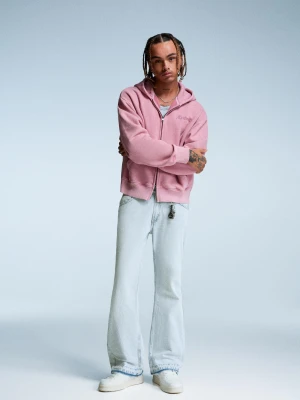 Bershka Jeansy O Kroju Flare Straight Mężczyzna Jasnoniebieski