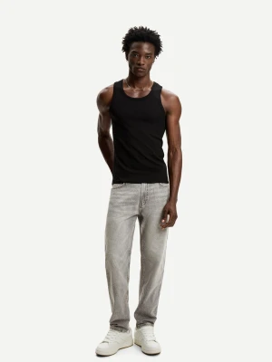 Bershka Jeansy O Kroju Straight Mężczyzna Ciemnoszary