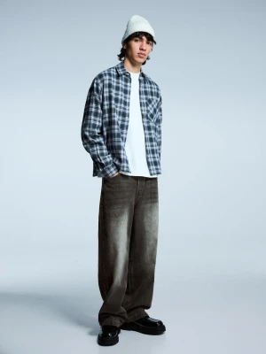 Bershka Jeansy O Kroju Super Baggy Mężczyzna Czarny