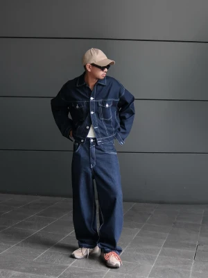Bershka Jeansy O Kroju Super Baggy Mężczyzna Granatowy