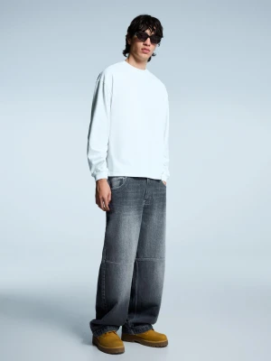 Bershka Jeansy O Kroju Super Baggy Mężczyzna Niebieski