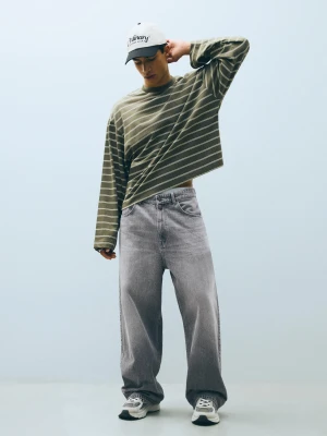 Bershka Jeansy O Kroju Super Baggy Mężczyzna Szary