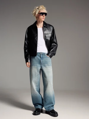 Bershka Jeansy O Kroju Super Baggy Mężczyzna Wyblakły Niebieski