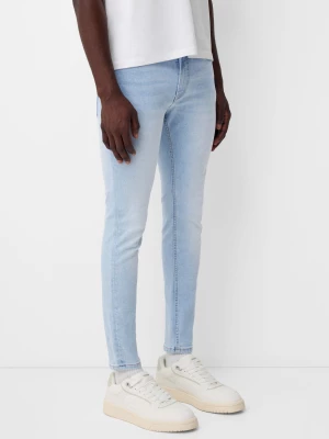 Bershka Jeansy O Kroju Super Skinny Mężczyzna Jasnoniebieski