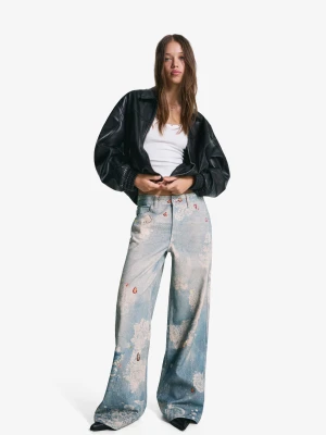 Bershka Jeansy O Kroju Wide Leg Z Nadrukiem Kobieta Niebieski