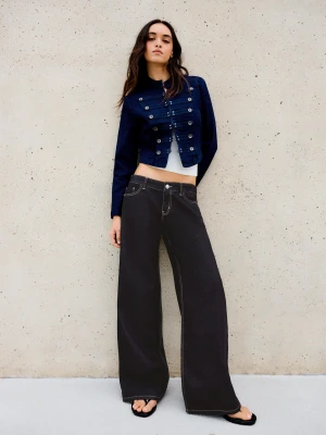 Bershka Jeansy O Kroju Wide Leg Z Niskim Stanem Kobieta Granatowy