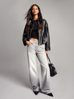 Bershka Jeansy O Kroju Wide Straight Z Wysokim Stanem Kobieta Szary