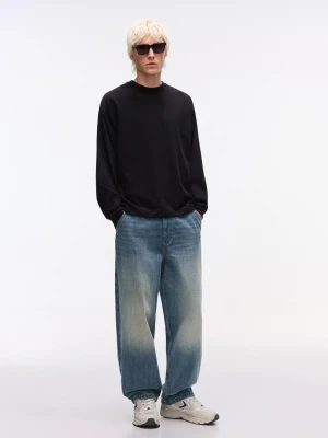 Bershka Jeansy Skater Mężczyzna Wyblakły Niebieski