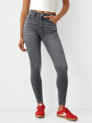 Bershka Jeansy Skinny Z Bardzo Wysokim Stanem Kobieta Ciemnoszary