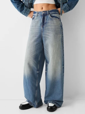 Bershka Jeansy Super Baggy Kobieta Wyblakły Niebieski