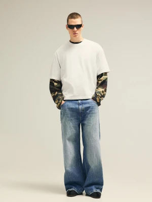 Bershka Jeansy Typu Skater Mężczyzna Wyblakły Niebieski