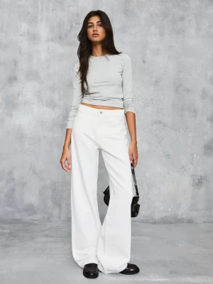 Bershka Jeansy Wide Leg O Kroju Straight Z Wysokim Stanem Kobieta Kremowy