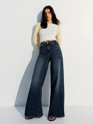Bershka Jeansy Wide Leg Z Wysokim Stanem Kobieta Niebieski
