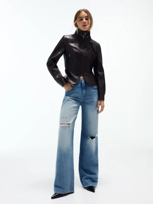 Bershka Jeansy Wide Leg Z Wysokim Stanem W Stylu Vintage Kobieta Jasnoniebieski