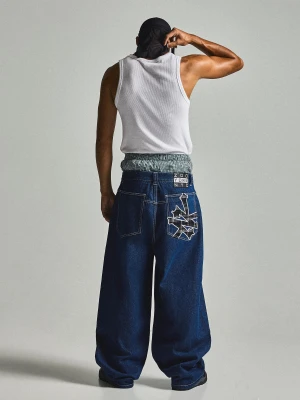 Bershka Jeansy Z Naszywką Zoo York X Bershka Mężczyzna Granatowy