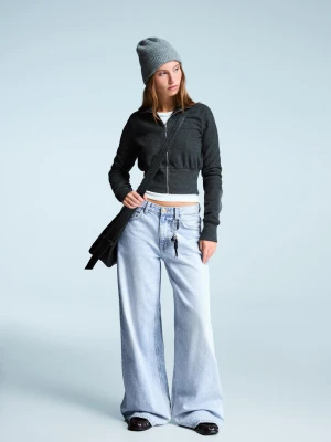 Bershka Jeansy Z Szerokimi Nogawkami Kobieta Wyblakły Niebieski
