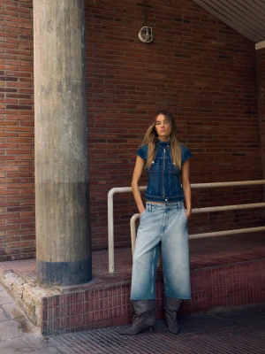 Bershka Jortsy O Kroju Skater Z Denimu Kobieta Zielony