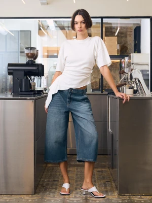 Bershka Jortsy O Kroju Slouchy Kobieta Wyblakły Niebieski
