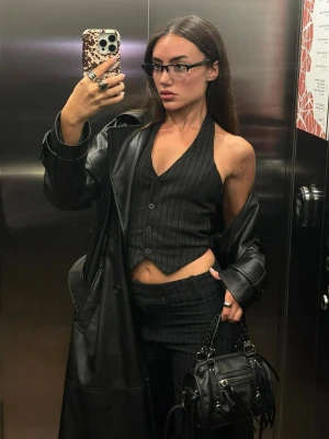 Bershka Kamizelka Bengalin Kobieta Szary