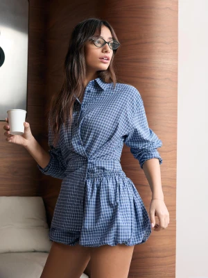 Bershka Koszula Z Długim Rękawem I Krzyżowym Zapięciem Kobieta Ciemnoniebieski