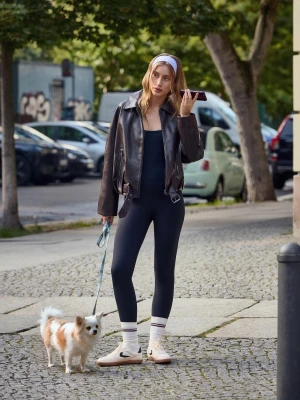 Zdjęcie produktu Bershka Kombinezon Szybkoschnący I Oddychający Kobieta Czarny