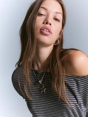 Bershka Komplet 3 Naszyjników Z Wieloma Zawieszkami Kobieta Srebrny