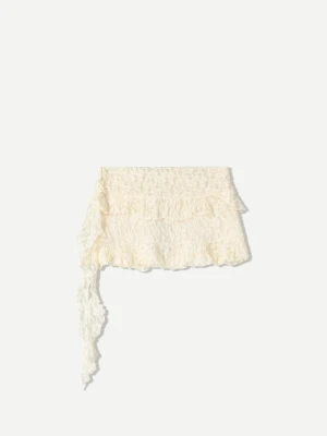 Bershka Koronkowa Spódnica Mini Z Falbaną Kobieta Kremowy